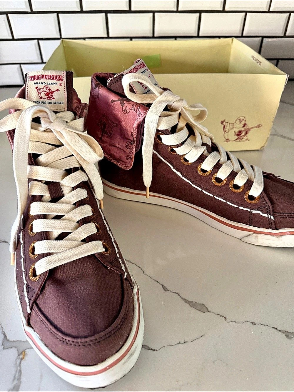 Vintage Y2K True Religion Brown/Rose Fold-Over Metallic High Top Sneakers Sz 9.5